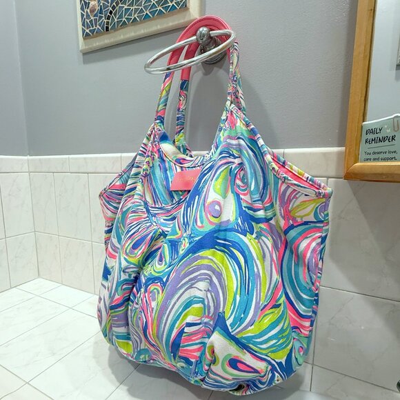 LILLY PULITZER XL Bohemian Beach Bag Pink Blue Guilty Pleasure Pattern NWT - Picture 13 of 16